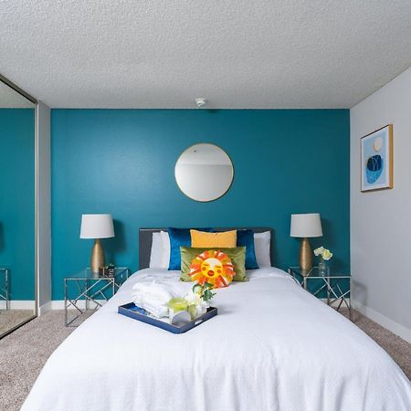 Universal Studios 8 Min Drive Two Bedroom Apartment With Free Parking Los Angeles Extérieur photo